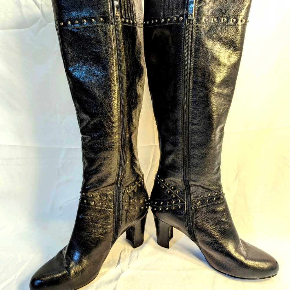 Johnston and Murphy Stylish High Black Studded Boot size 7M